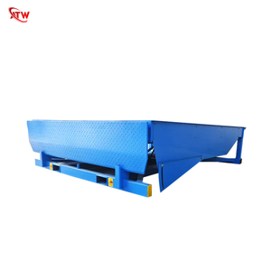 Hot Selling <strong>Loading</strong> and Unloading <strong>Platform</strong> Lifting <strong>Platform</strong> Can Be Customized Fixed Boarding Bridge - Product Image 2