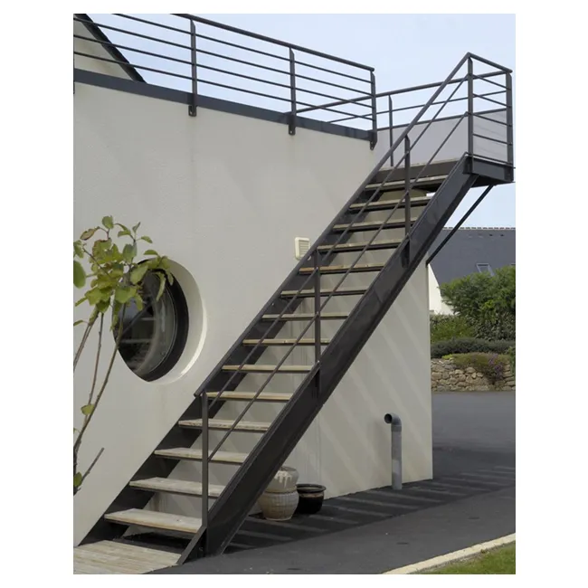 Escalera de hierro forjado, diseño de ESCALERAS DE metal usadas para exterior, recta