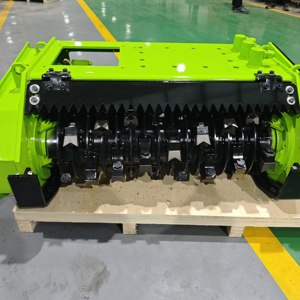 Nhà Máy Giá Skid chỉ đạo Bộ nạp tập tin đính kèm lâm nghiệp mulcher với bơm động cơ bánh răng - Product Image 2