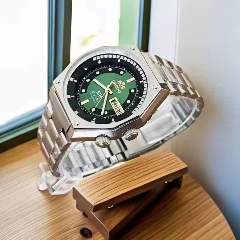 สีเขียว