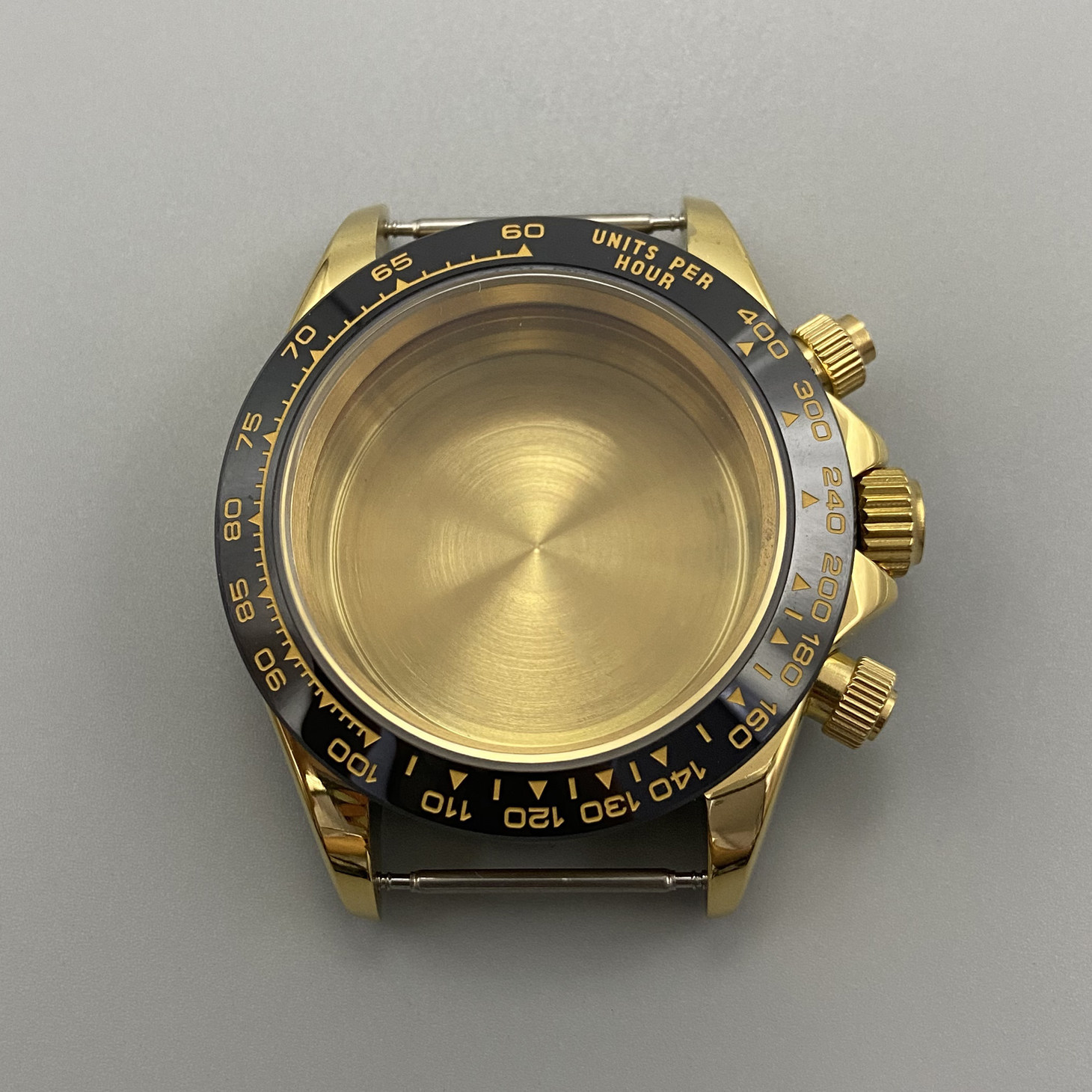 Golden shell-black circle