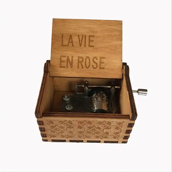 LA VIE EN ROSE
