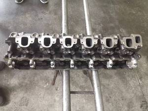 OEM <strong>1HD</strong>-FT 24V Complete Iron Casted <strong>Engine</strong> Cylinder Head for Toyota Land Cruiser Model 1HDFTE 11101-17040 New Condition