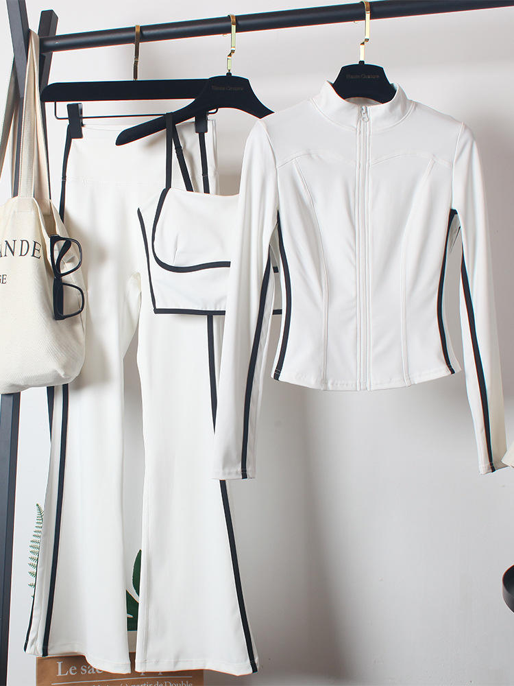 Manteau blanc + soutien-gorge blanc + pantalon blanc