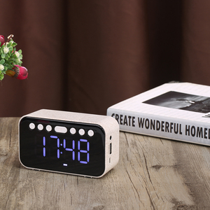 Despertador inalámbrico Pantalla digital LED Luz nocturna MINI BT Altavoz Radio FM Entrada auxiliar Altavoz estéreo Soporte Personalización - Product Image 6