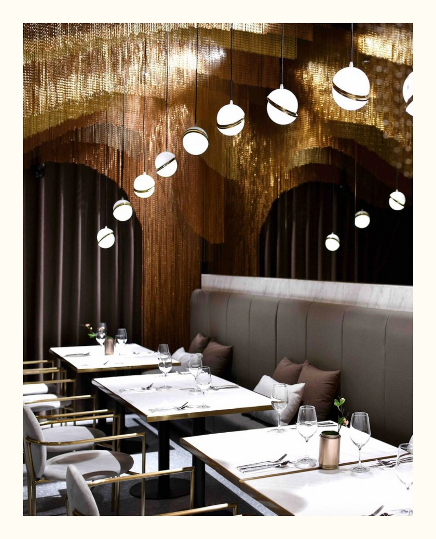 2021 Hot Sale Pendant Lights modern hanging restaurant pendant lamp one small ball chandelier