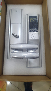 ZIYUEトップグレードRFIDホテルドアロックシステム電子亜鉛合金キーロック解除耐久性と盗難防止ソフトウェアET820RF