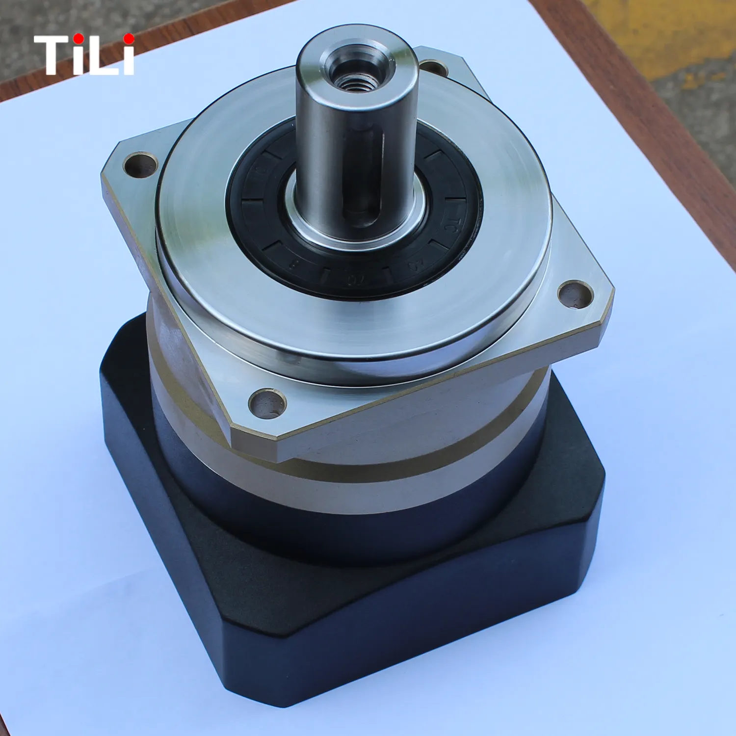 TILI TVB Series Planetary Gearbox Speed Reducer Gearbox Flange 90 Degree Transmission Planetary Gear Reducer For Servo Motor