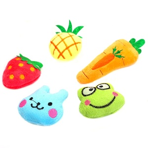 Rascador de gato con forma de dibujos animados, juguete de hierba gatera de peluche suave ecológico, tipo de bola, juguete para mascotas estilo conejo embalado en bolsa - Product Image 3
