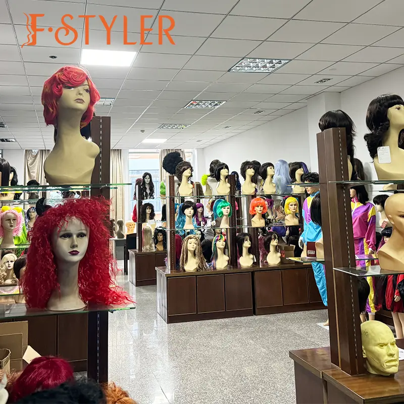 FSTYLER ผมยาวสีดําขายร้อนฮาโลวีนคาร์นิวัลวิกผมขายจํานวนมากโรงงานปรับแต่งพรรควิกผมคอสเพลย์สังเคราะห์