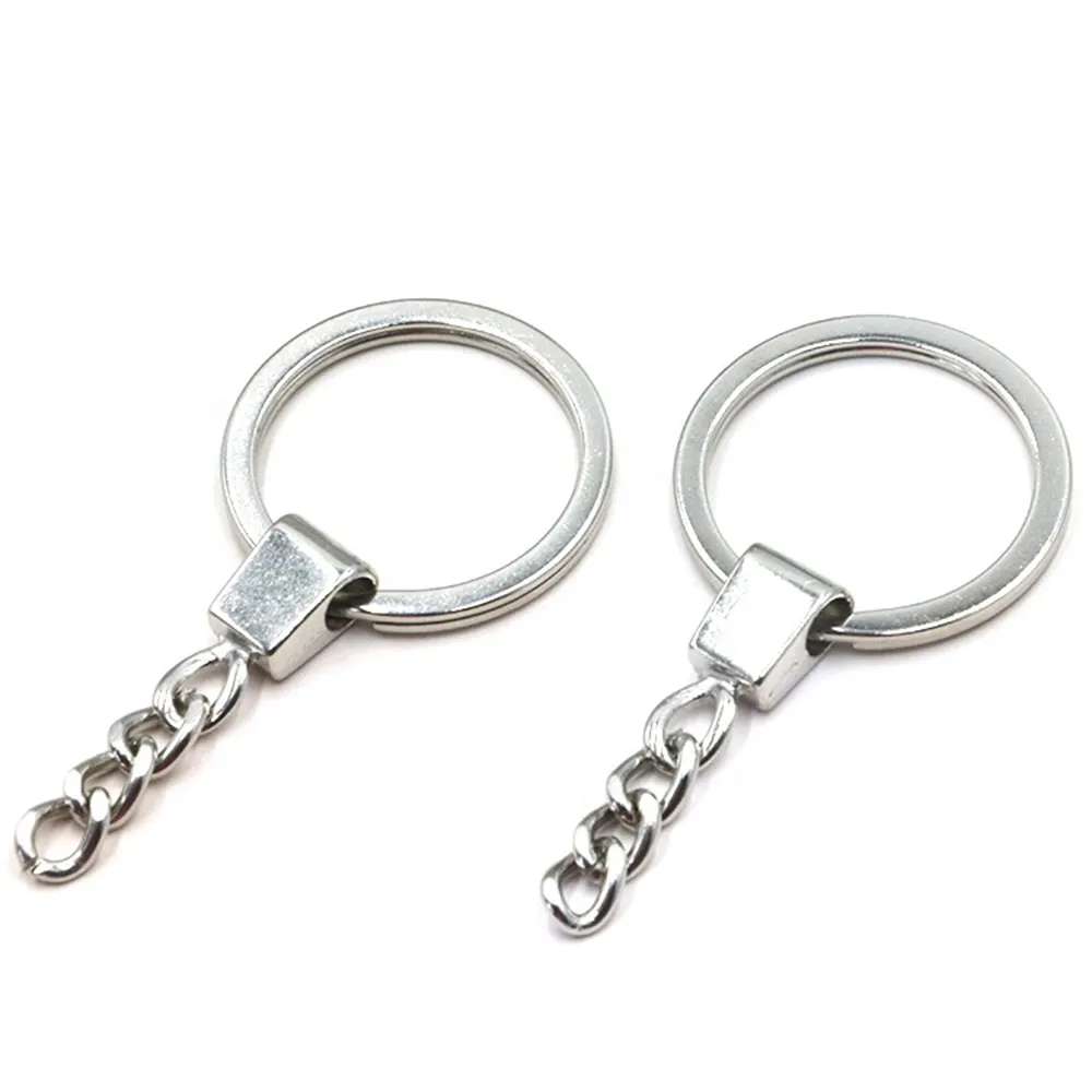 Porte-clés fendus ronds en métal de couleur argentée pour pièces de porte-clés