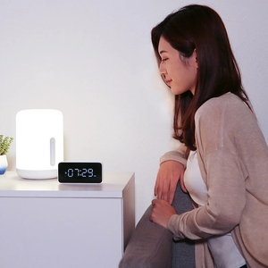 Mijia โคมไฟข้างเตียงของแท้100%,สวิตช์ไฟอัจฉริยะควบคุมด้วยเสียง App Mi Home หลอดไฟ Led