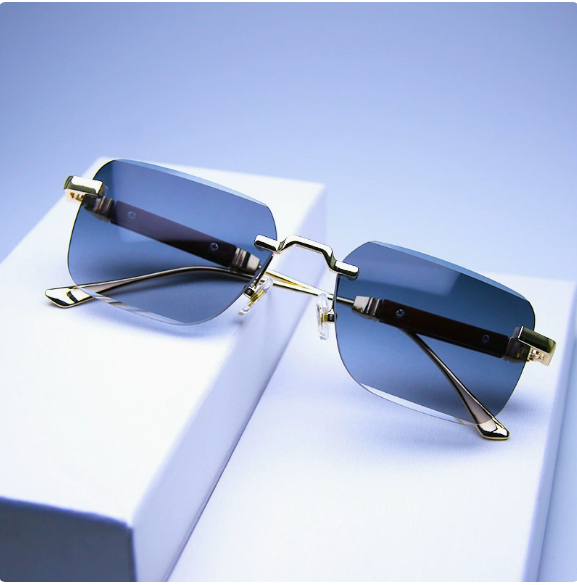 Gold Frame Gradient Gray Lens