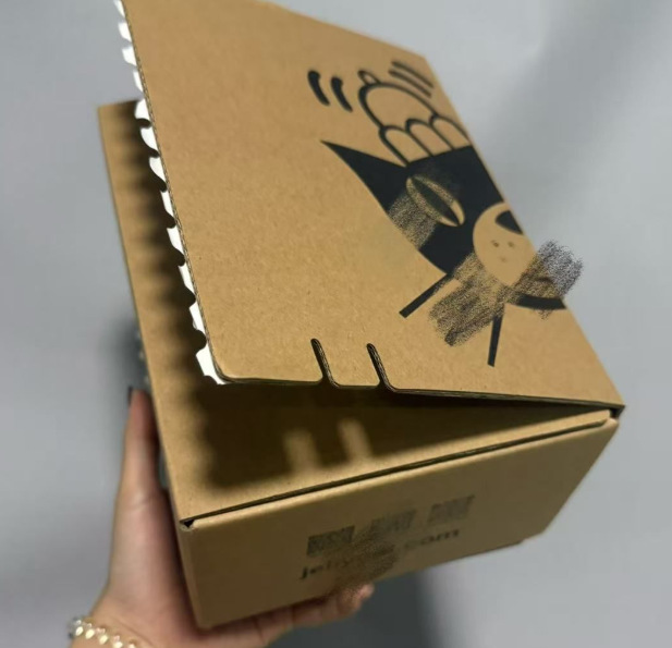 Tear box
