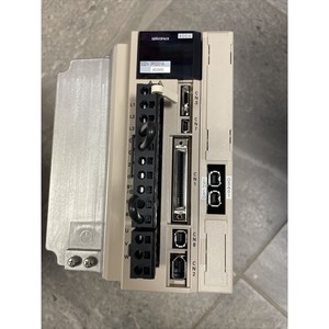 SGDV-3R5D01A002000 nuovo Servo Driver per PLC PAC e controller dedicato servomotore YASKAWA - Product Image 3