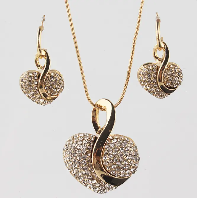 Conjunto de joias, joias da moda de luxo cor dourada romântica de cristal austríaco forma de coração corrente colar brincos e bijuterias
