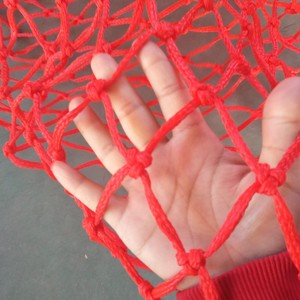 <strong>Soft</strong> Shinny Nylon <strong>Net</strong> Durable Knotless Construction With HDPE Polyester Cut-Size Service Available for Sport Safety Protection