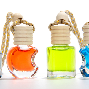 New Product Car <strong>Perfume</strong> Bottles <strong>8</strong> <strong>ml</strong> 10 <strong>ml</strong> Glass Vehicle <strong>Perfume</strong> Bottle air Freshener Fragrance Bottles