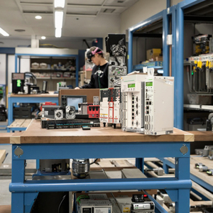 Brand New Original Inverter Drive Servo Motor Module Sepamt40 for <strong>PLC</strong> <strong>Programming</strong> &amp; Industrial Control <strong>Direct</strong> Warehouse Stock - Product Image 4