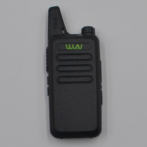 Cina 2 way radio libera radio interphone ricetrasmettitore FM portatile mini walkie talkie UHF radio frequenza con 5 colori