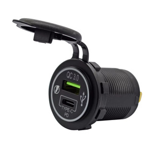 在汽车充电Usb C Pd 12V 2端口3和C Pd 12V-24V双Usb电源插座中安装Usb端口 - Product Image 1