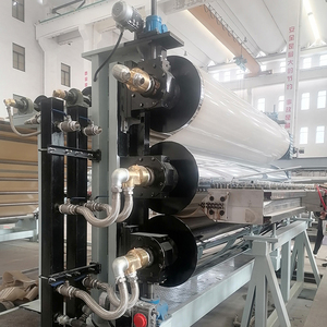 Kendinden yapışkanlı/anti-yapıştırıcı özellikleri ile PE HDPE LDPE için özelleştirilebilir 3300mm yüksek yeni polimer su geçirmez levha üretim hattı - Product Image 4