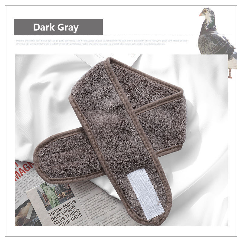 Gris oscuro