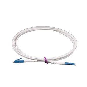 המחיר הטוב ביותר מקורה ftth כבל תיקון כבל <span class=keywords><strong>sc</strong></span>/<span class=keywords><strong>apc</strong></span>/upc g657a2 סיב אופטי jumper 1/2 הליבה lszh frp/פלדה 30m מחיר