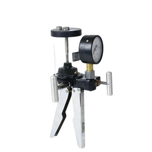 Hand-Operated <strong>Manual</strong> for <strong>Test</strong> Pump for Pressure Calibration with 1-Year Warranty - Product Image 2