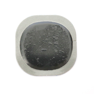 すべてのタイプのタイヤのための普遍的な万能ラジアルタイヤ修理パッチ冷加硫 - Product Image 1