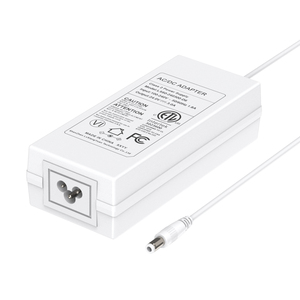 Hot Trending 24 V 3A Adaptador de CA 24 Volt 72W Salida de carga ETL FCC Aprobado 220V Entrada para luces LED para conexión de escritorio