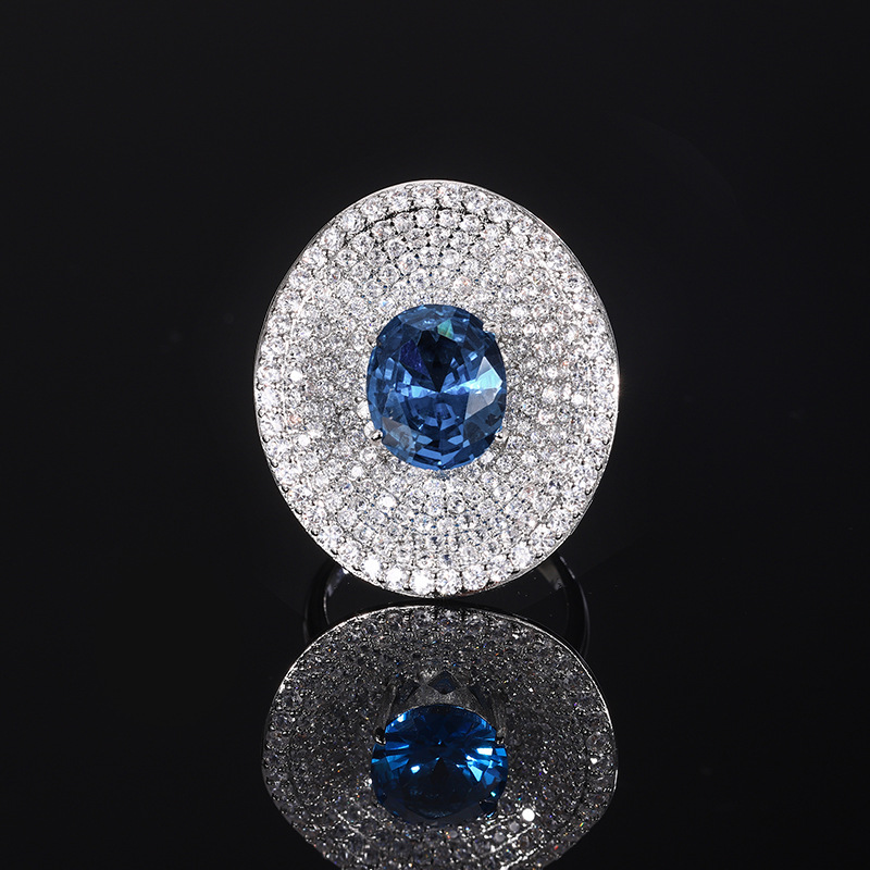 Anillo de cristal puntiagudo azul platino de tamaño ajustable