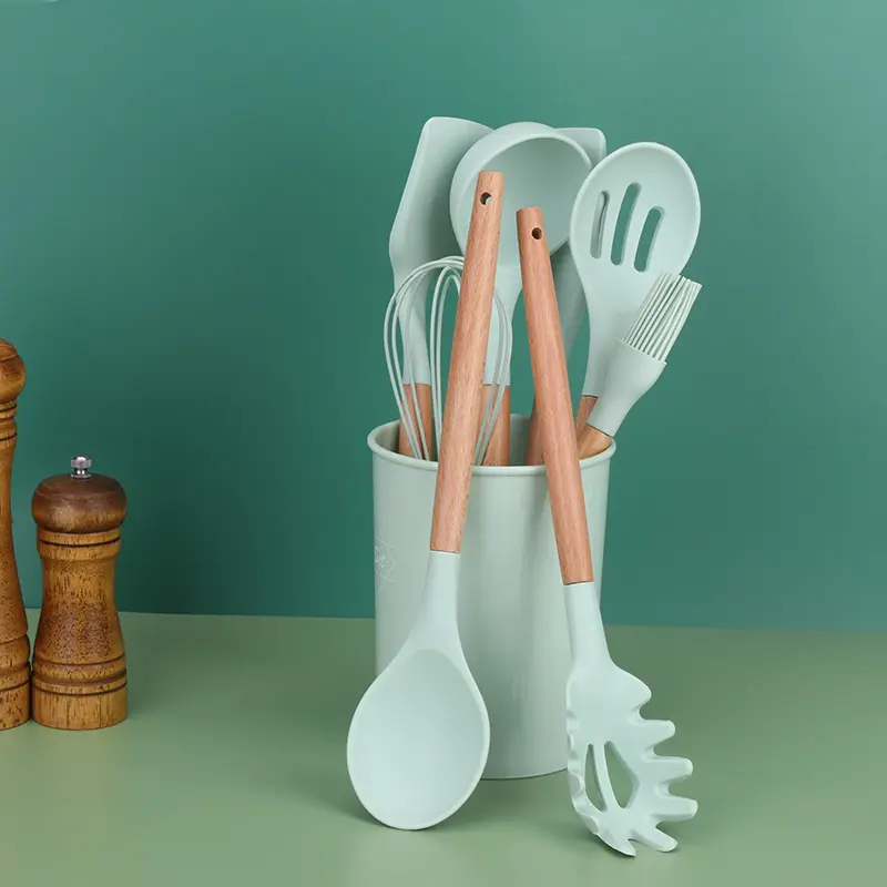 Vendita calda di colore verde accessori per la cucina utensili da cucina multifunzionali utensili da cucina set