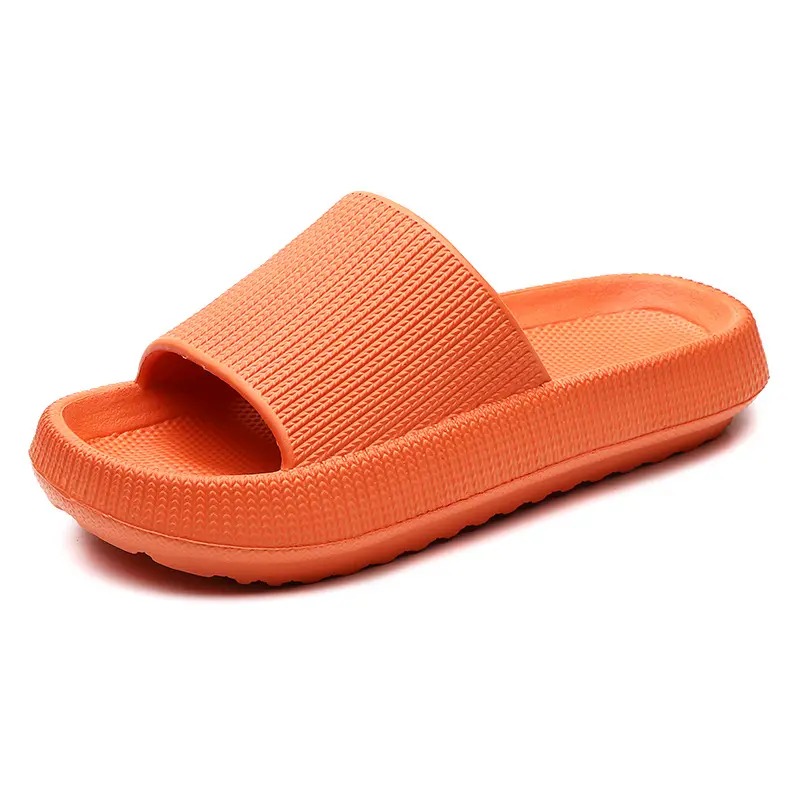 Manufacturers first-hand source wholesale EVA slippers female thick soles step on shit sense home slippers summer room slippers