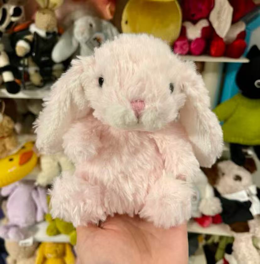 Lapin doux rose clair
