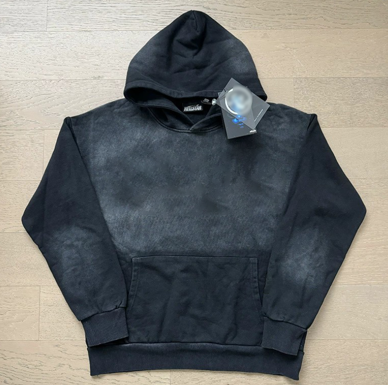 Sudadera con capucha negra