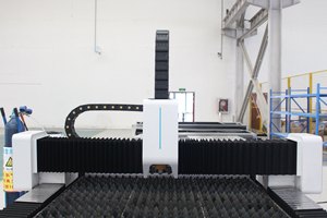 12KW光纤激光切割机Raycus MAX数控激光切割机AI BMP PLT-用于金属切割生产线3000w 6000W数控激光器