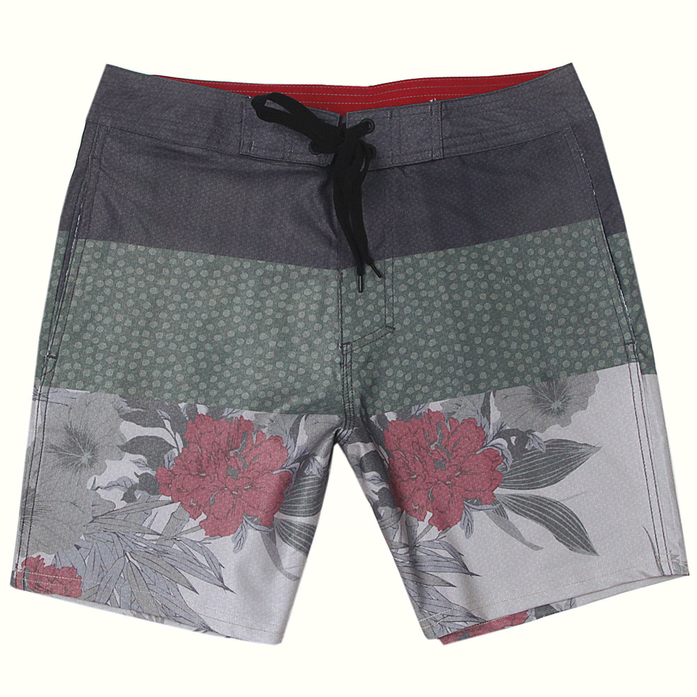 104 สีเทา
