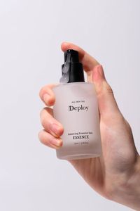 Distribuire l'essenza 48% della pelle del fiore della camelia con l'adenosina della Niacinamide per la schiaritura rassodante dell'idratazione Non appiccicosa dell'essenza leggera - Product Image 4