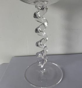 Customizable 2025 Modern Design Martini Glass New Shape and Color for Party Drink <strong>Cups</strong> - Product Image 2
