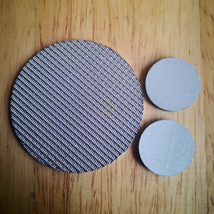 Filtro a rete sinterizzata lamiera antideflagrante in acciaio inossidabile piastra vulcanizzata sinterizzata filtro a rete sinterizzata multistrato filtro metallico - Product Image 3