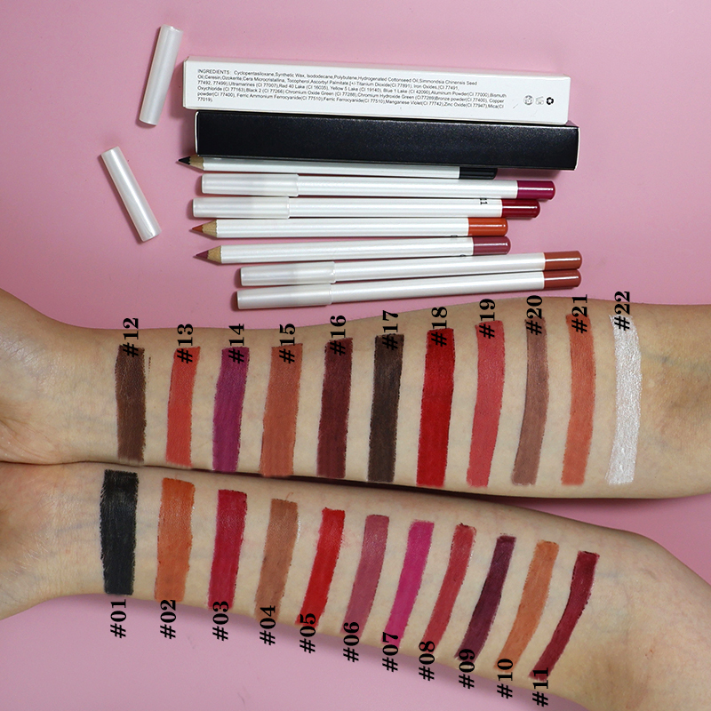 delineador de labios blanco