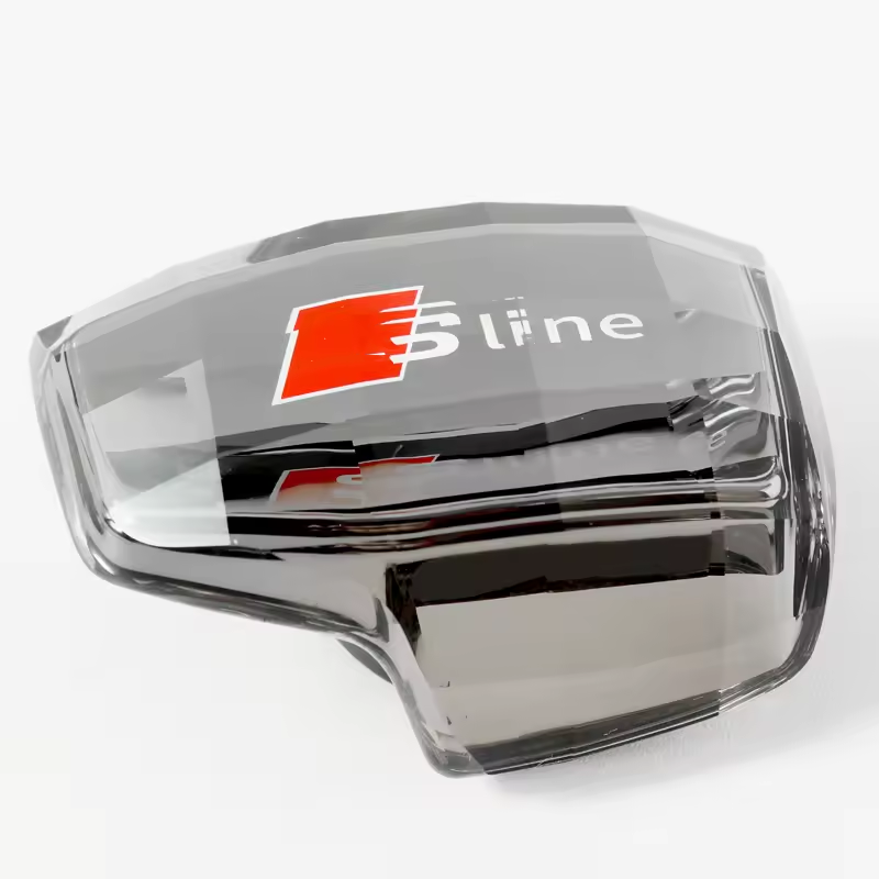 18-24 modelos de Q5L (emblema S-Line)