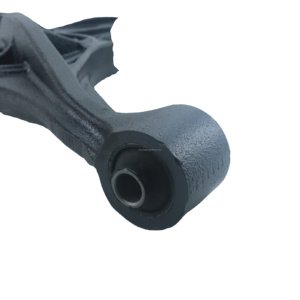 Suzuki Grand Vitara 1998-2004 için yüksek kaliteli otomobil parçaları süspansiyon sistemi kontrol kolu 45201-67D00