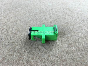 Adaptadores de fibra óptica Simplex SC APC a SC APC monomodo con obturador en centros de datos de telecomunicaciones y redes de alta velocidad - Product Image 5