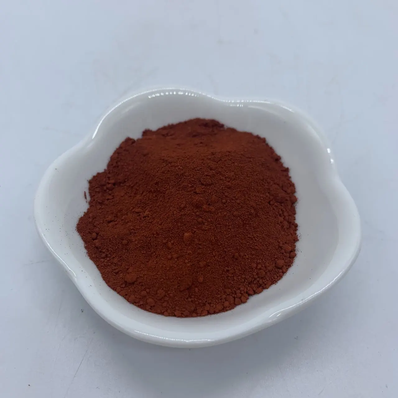 Tijolo de borracha WPC com pigmentos de óxido de ferro vermelho 130 101 190 para produtos de pigmentos de revestimento Azulejos de borracha de óxido de ferro vermelho