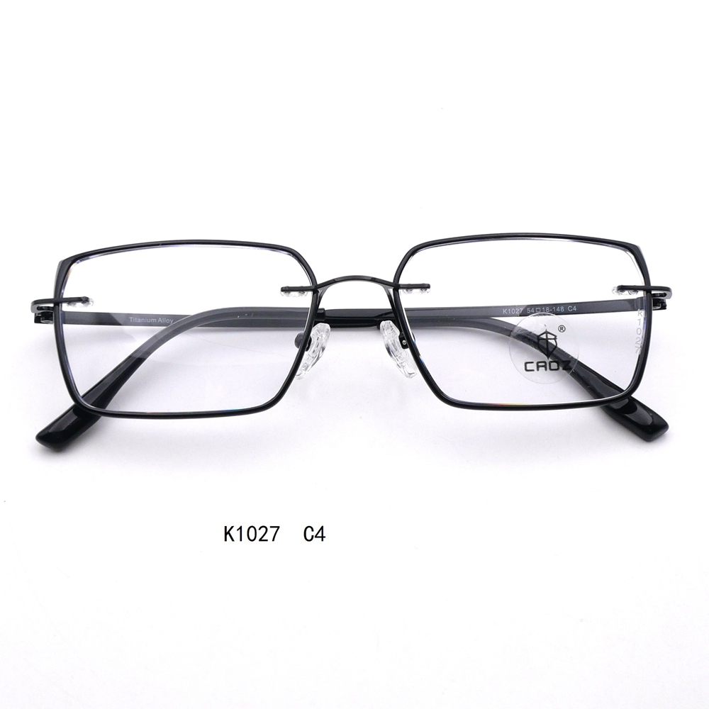 C4 black