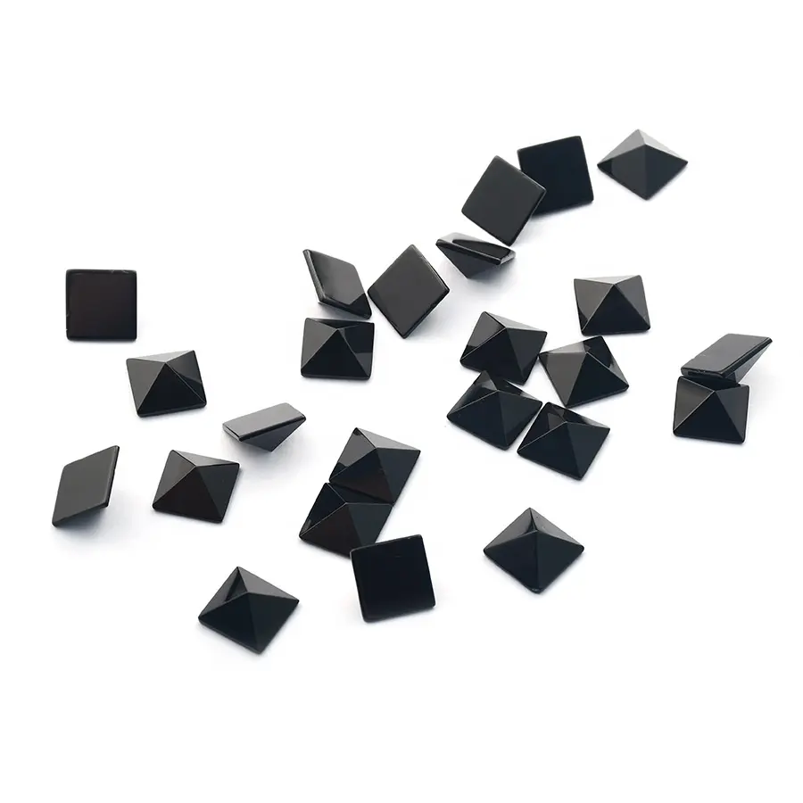 Precio de fábrica 14x7mm Ágata negra natural Piedras de ónix negro Forma de pirámide Ágata negra para ajuste de joyería