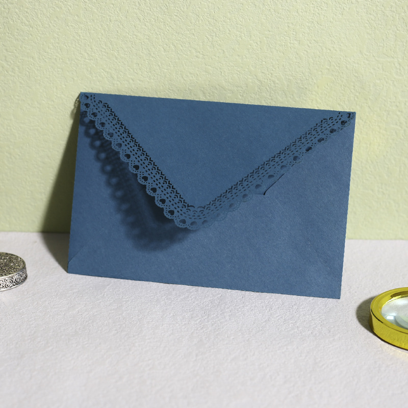 C-Non.3 : Bleu royal