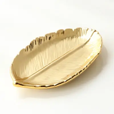 Роскошные золотые керамические тарелки в форме листа обеденные тарелки тарелка для украшения дома